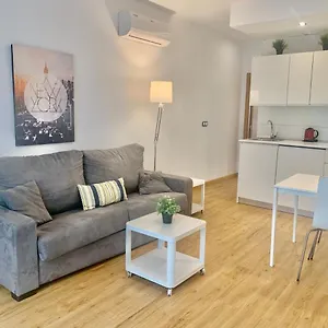 Homely Refino 1-i6 Y Bajo E5 , Málaga Espagne